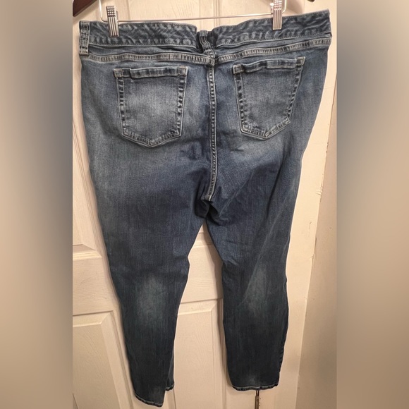 Torrid Size 18 Medium Wash EUC Boyfriend Jeans - Picture 6 of 7